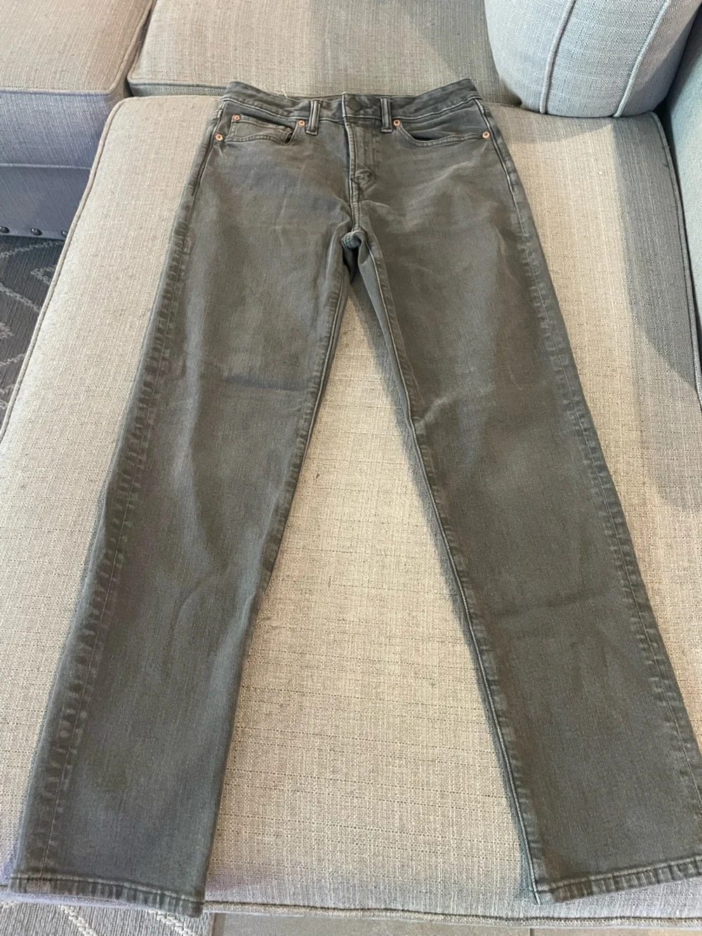American Eagle Outfitters Men's Straight Jeans in Gray